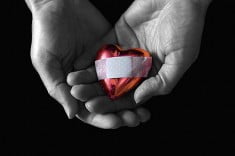 Kisah Cinta Yang Terabaikan