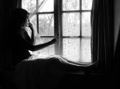 Mencintaimu Seribu Tahun Lagi