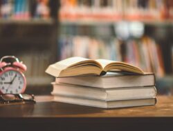 Sastra Modern, Wajah Baru Ekspresi Manusia dalam Dunia yang Terus Berubah