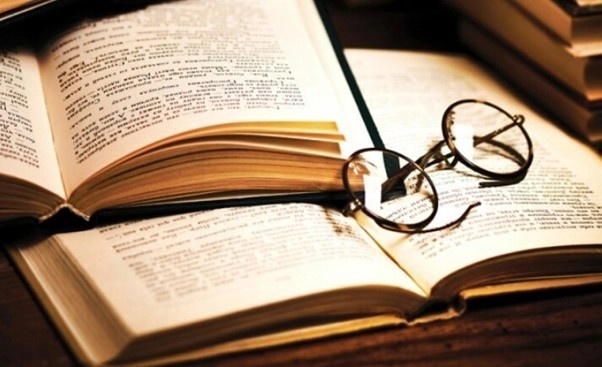 Pengertian Sastra Indonesia